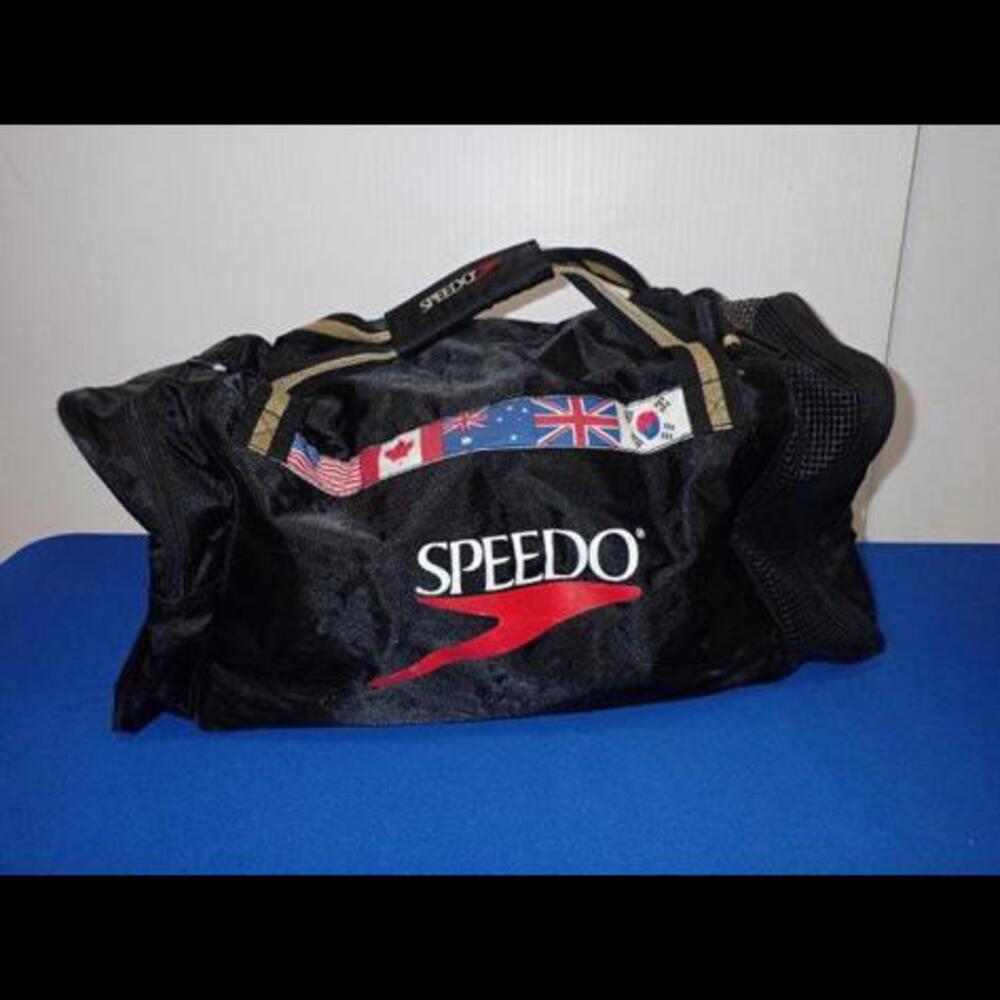 Speedo Atlanta 1996 Olympics Sports Bag with Multi-National Flags